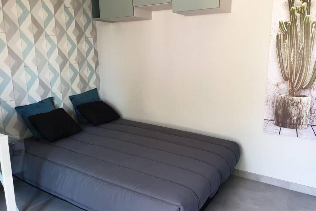 Agreable Logement Pour 4 Pers A Deux Pas De Verdun Apartment Haudainville Bagian luar foto
